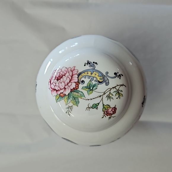 Gorgeous "Chelsea Manor" ginger jar by Crown Staffordshire - Picture 4 of 12